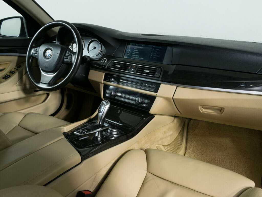 BMW 5 серии 530d xDrive, 2011 Фото №9