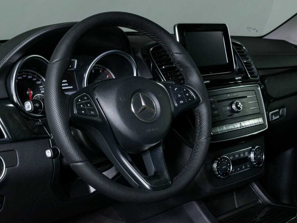 Mercedes-Benz GLE 300, 2015 Фото №15