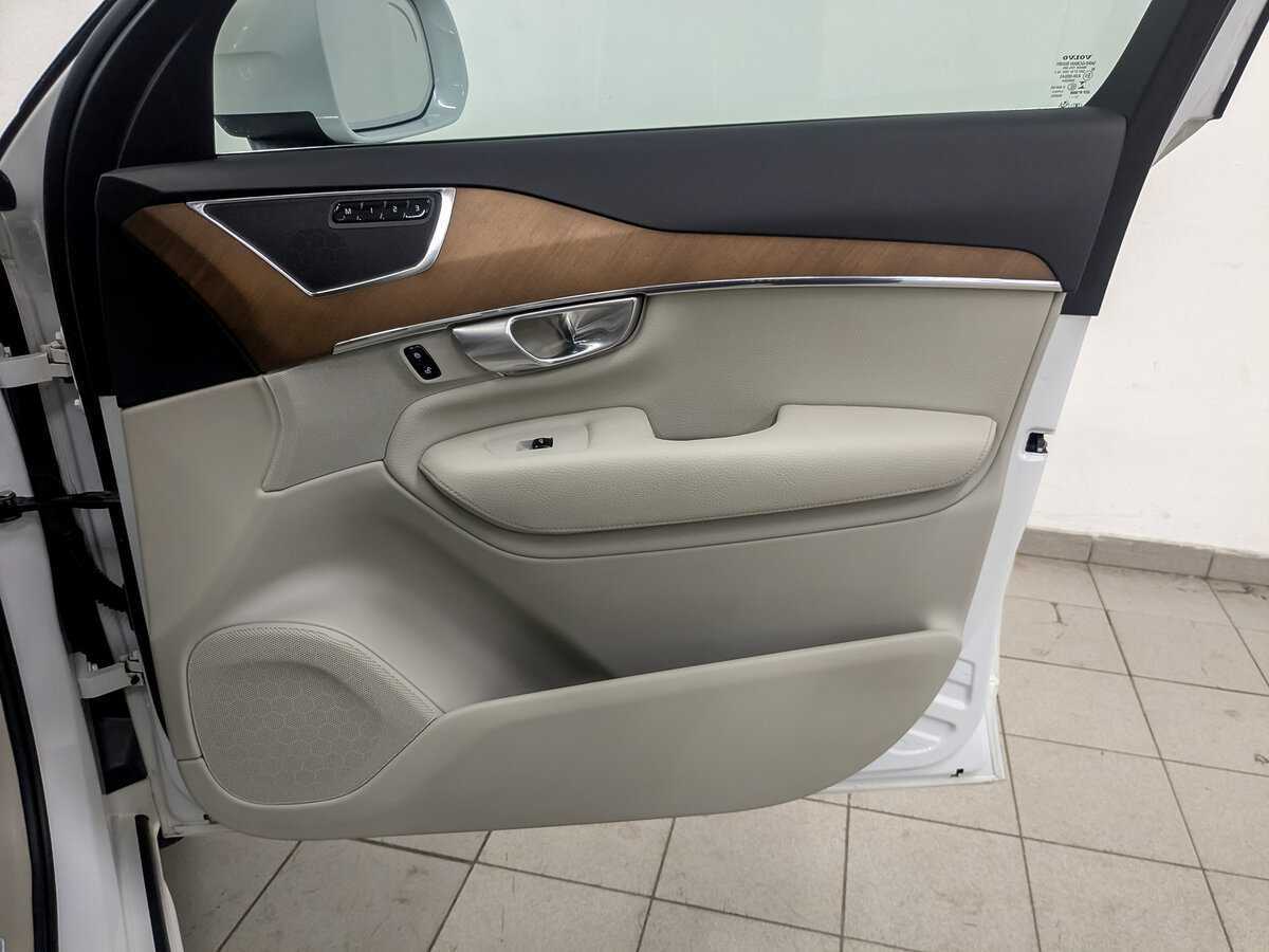 Volvo XC90, 2017 Фото №26