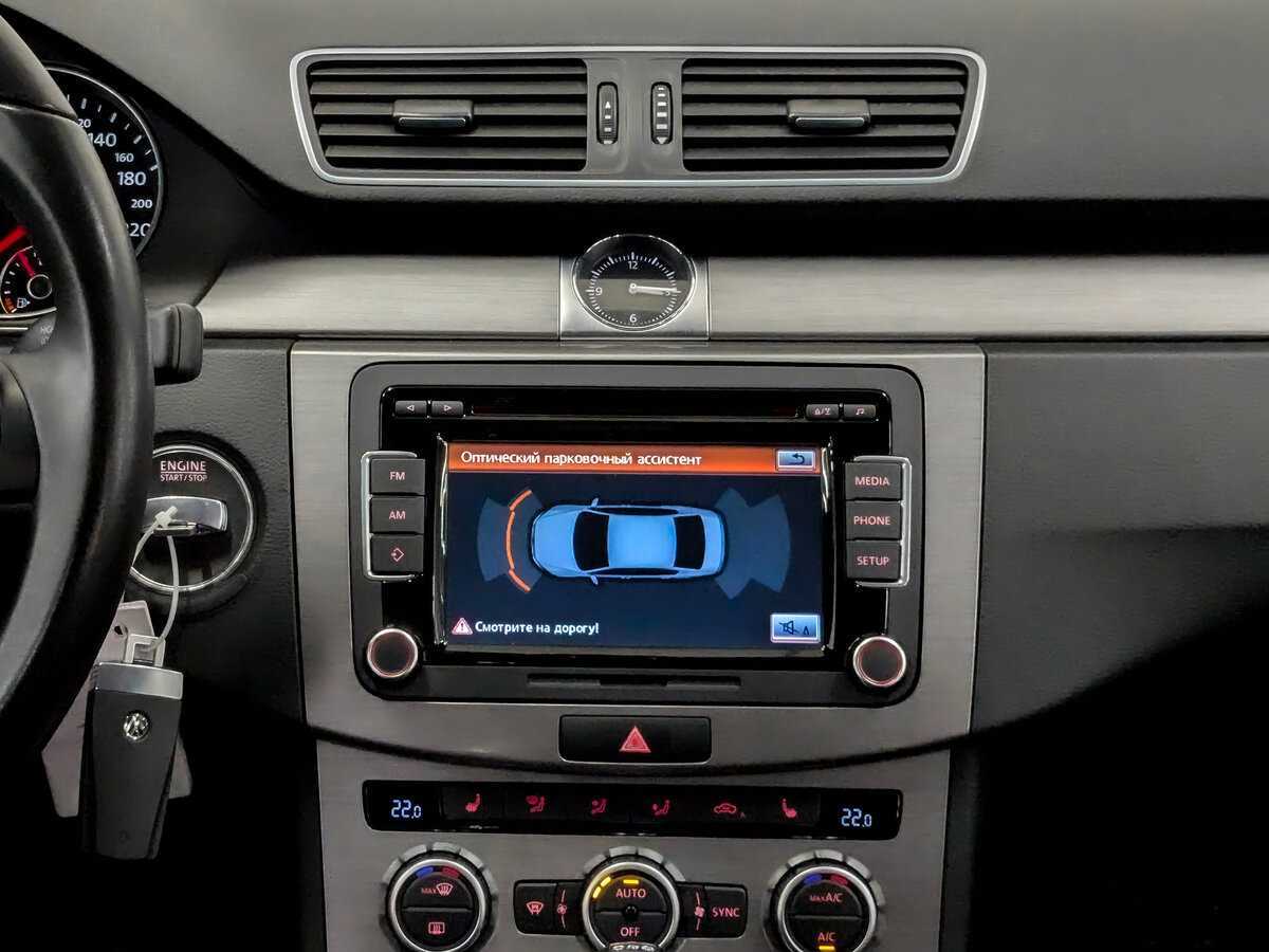 Volkswagen Passat, 2012 Фото №15