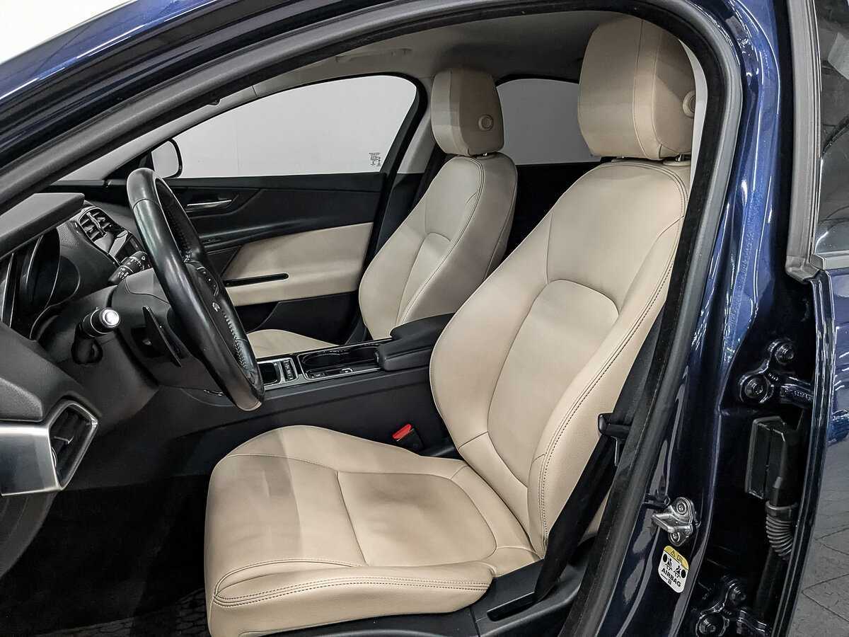 Jaguar XE, 2017 Фото №17
