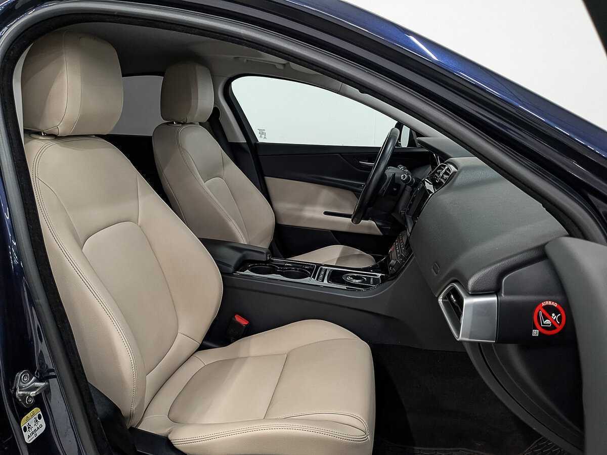 Jaguar XE, 2017 Фото №20