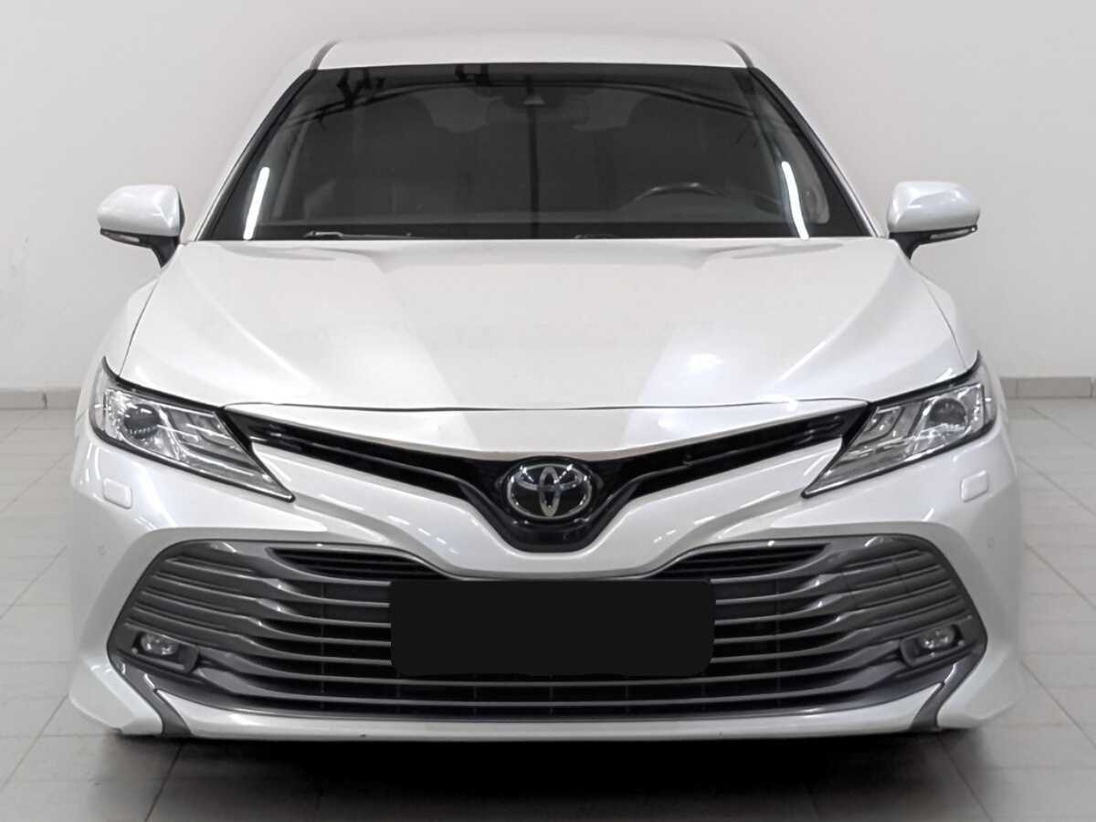 Toyota Camry, 2019 - 136 680 км. | Фото №2
