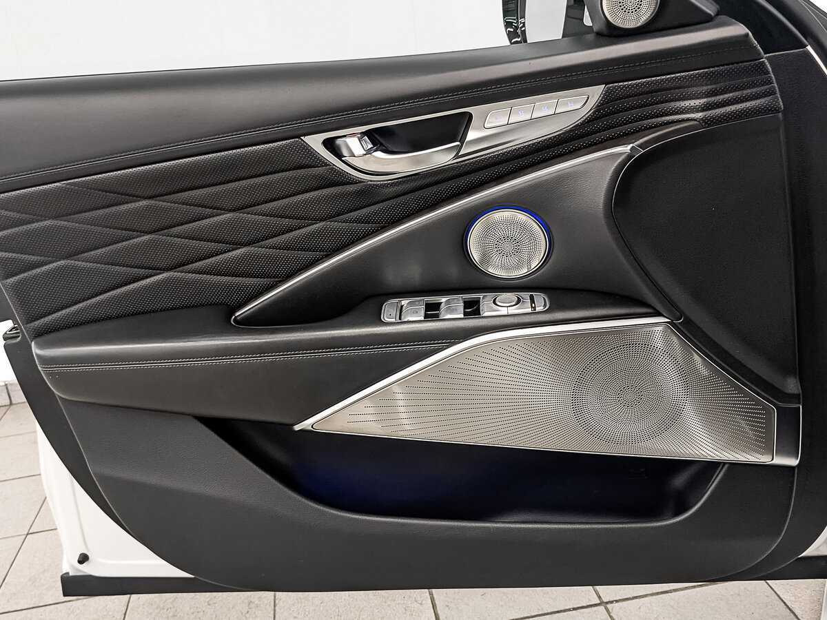 Kia K900, 2019 Фото №17