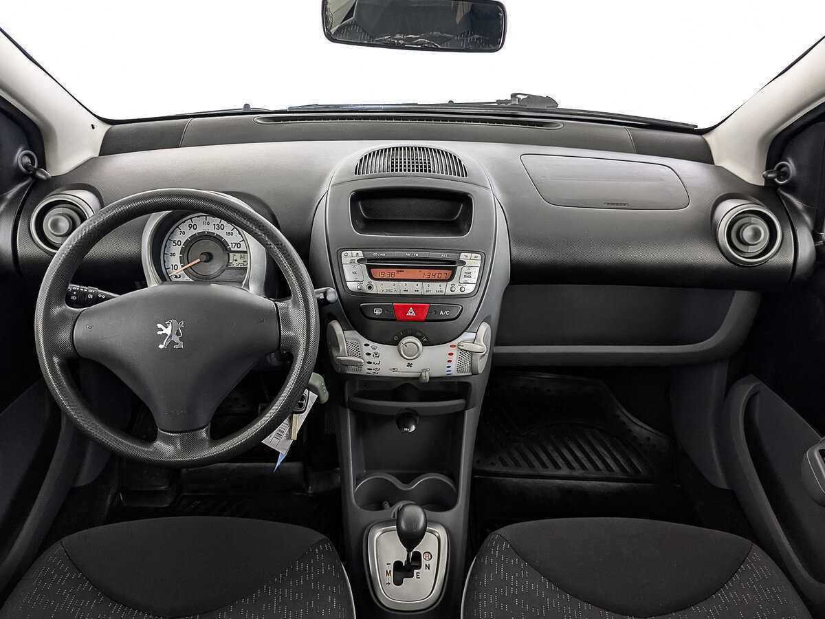 Peugeot 107, 2010 Фото №12