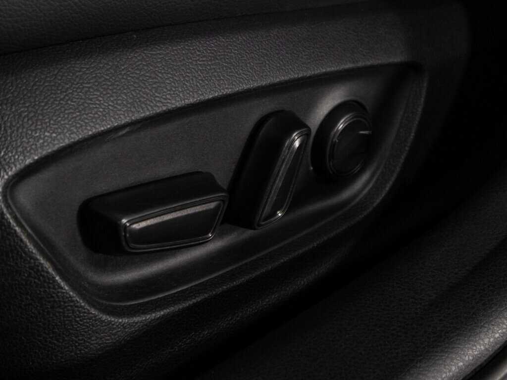 Toyota Camry, 2021 Фото №16