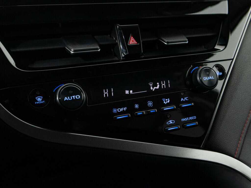 Toyota Camry, 2021 Фото №17