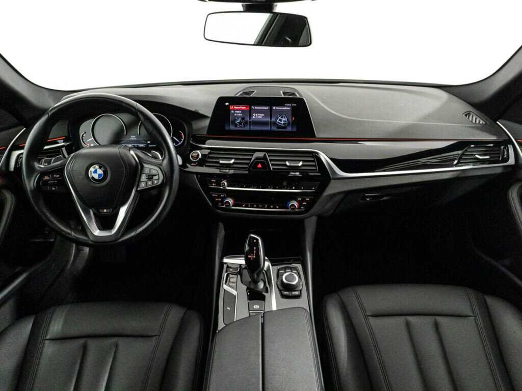 BMW 5 серии 520i, 2020 Фото №13