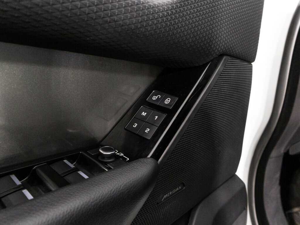 Land Rover Range Rover Velar, 2019 Фото №19