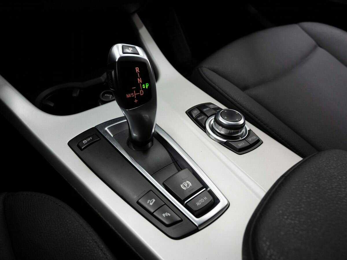 BMW X3 20d xDrive, 2011 Фото №23