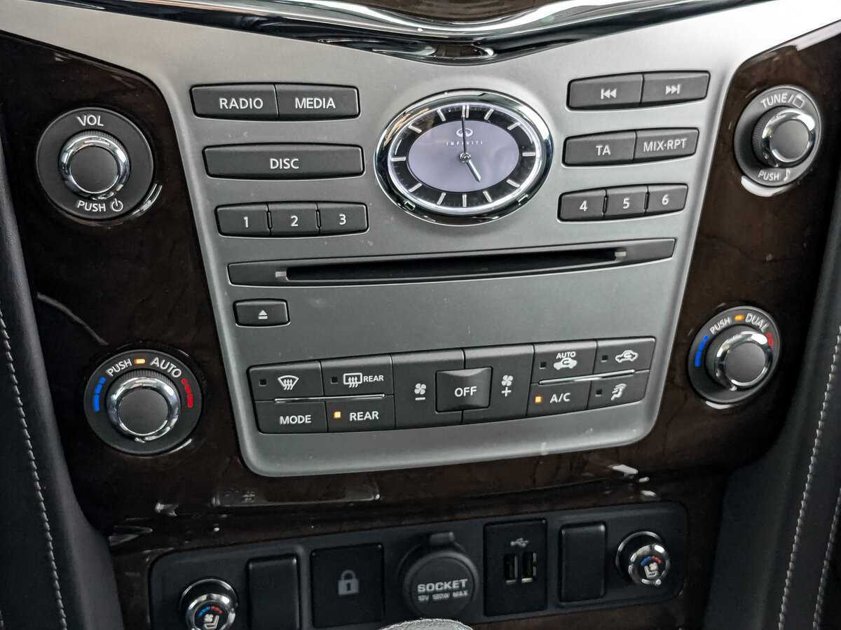 Infiniti QX80, 2018 Фото №21