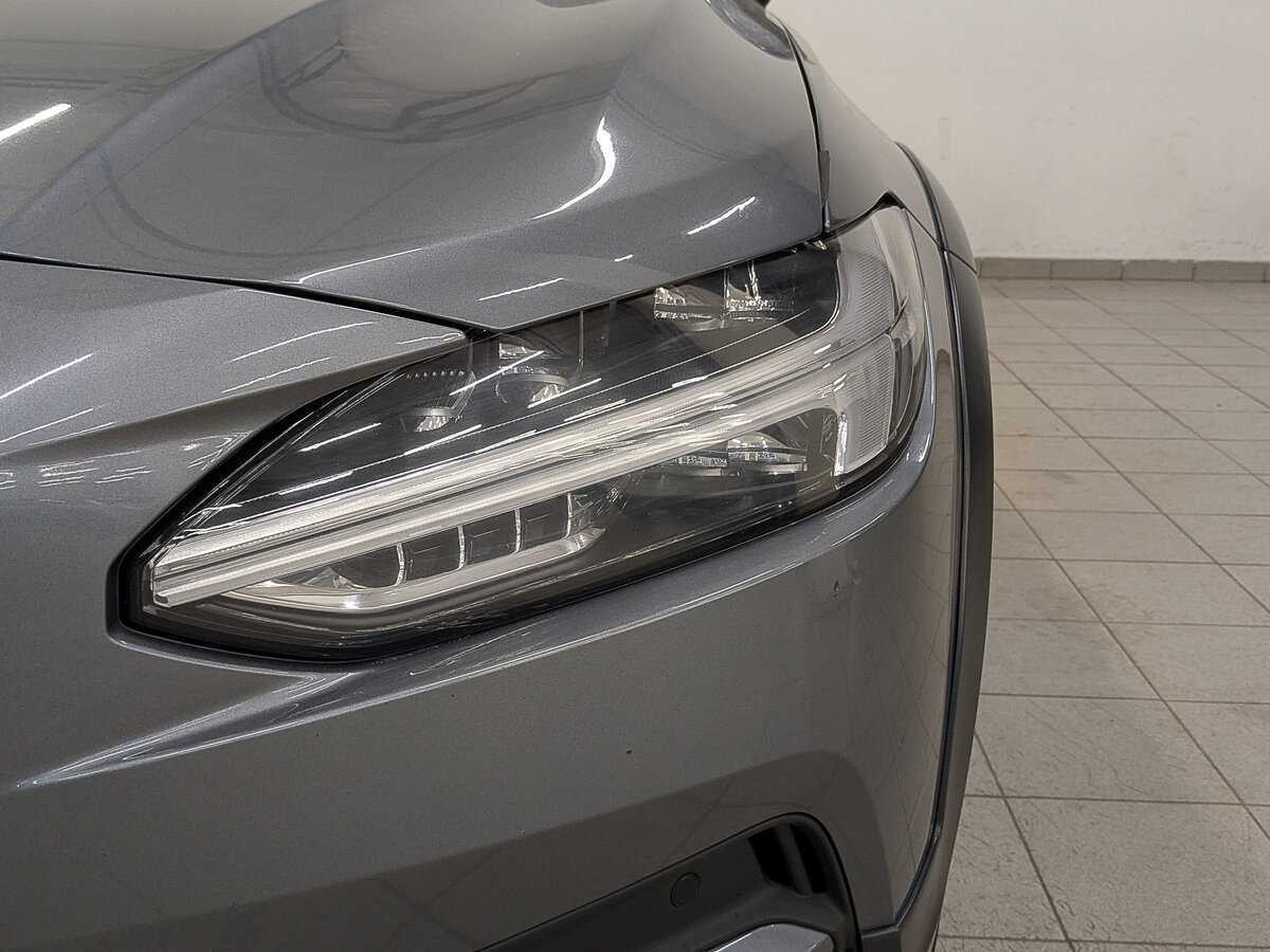 Volvo V90 Cross Country, 2018 Фото №11