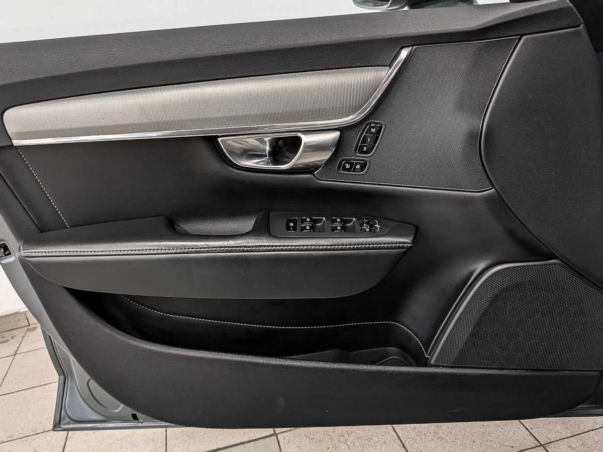 Volvo V90 Cross Country, 2018 Фото №19