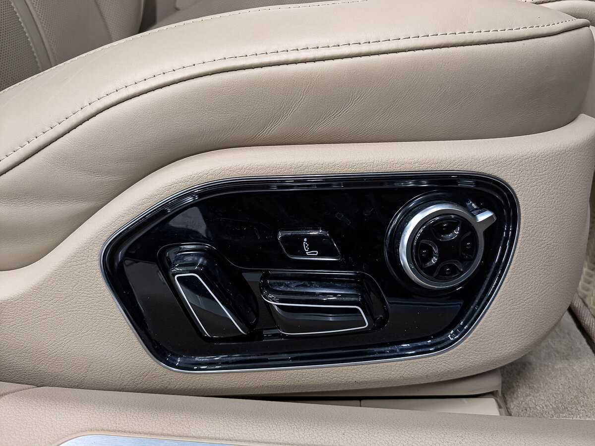 Audi A8 Long, 2014 Фото №25