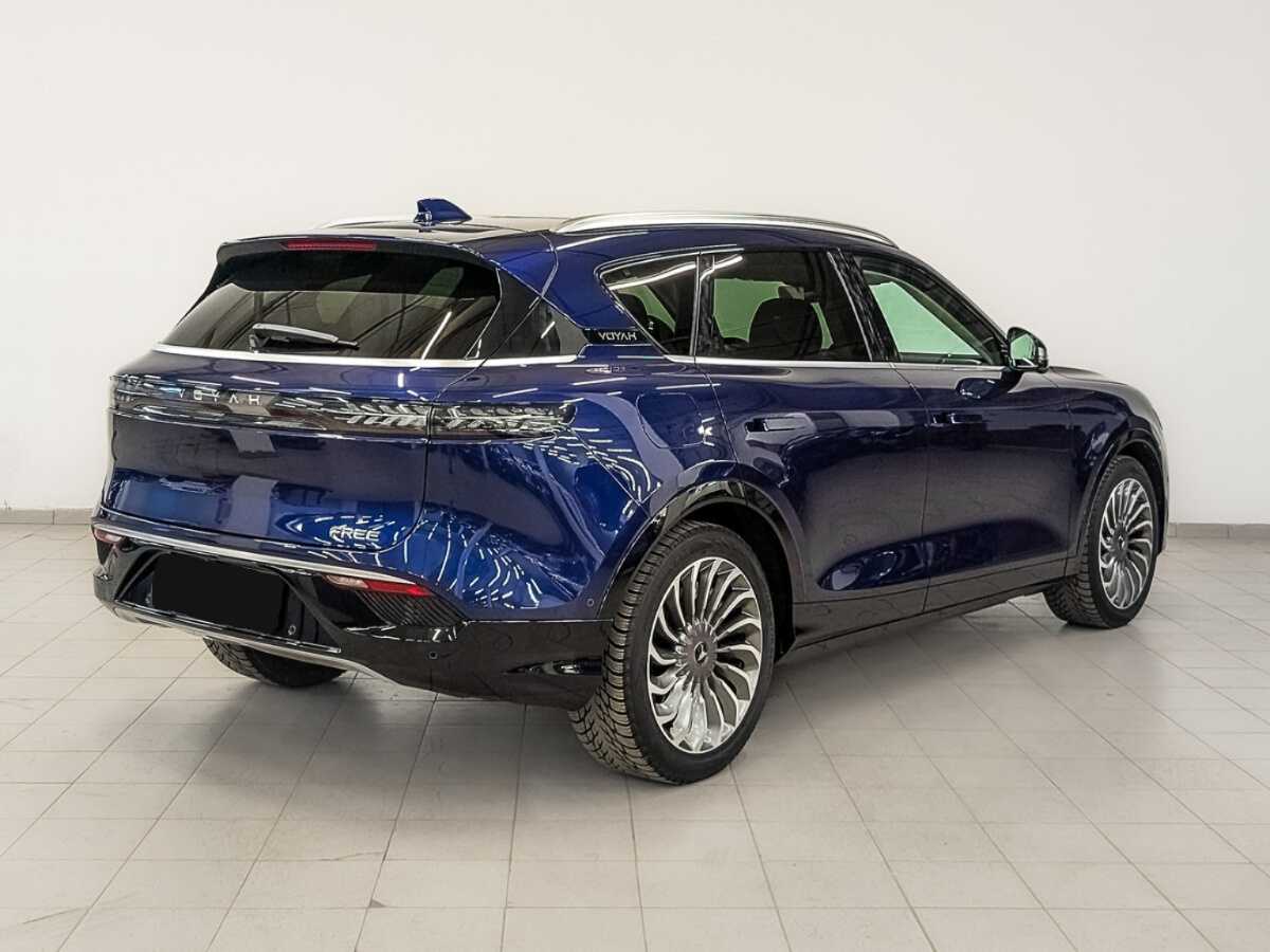 Voyah Free EVR, 2023 - 12 206 км. | Фото №5