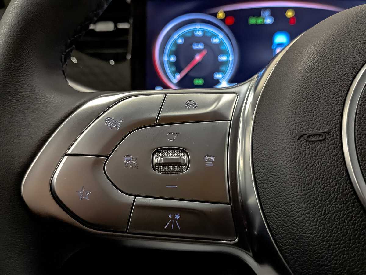 Voyah Free EVR, 2023 Фото №30