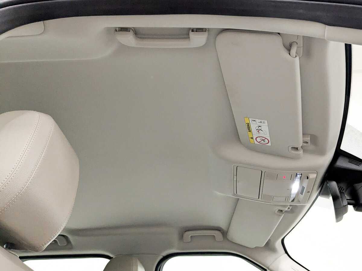 Land Rover Discovery, 2018 Фото №23