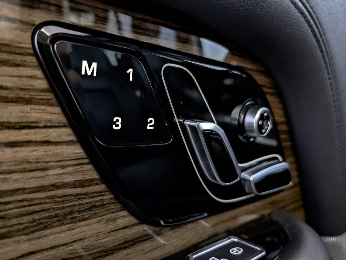 Land Rover Range Rover, 2018 Фото №25