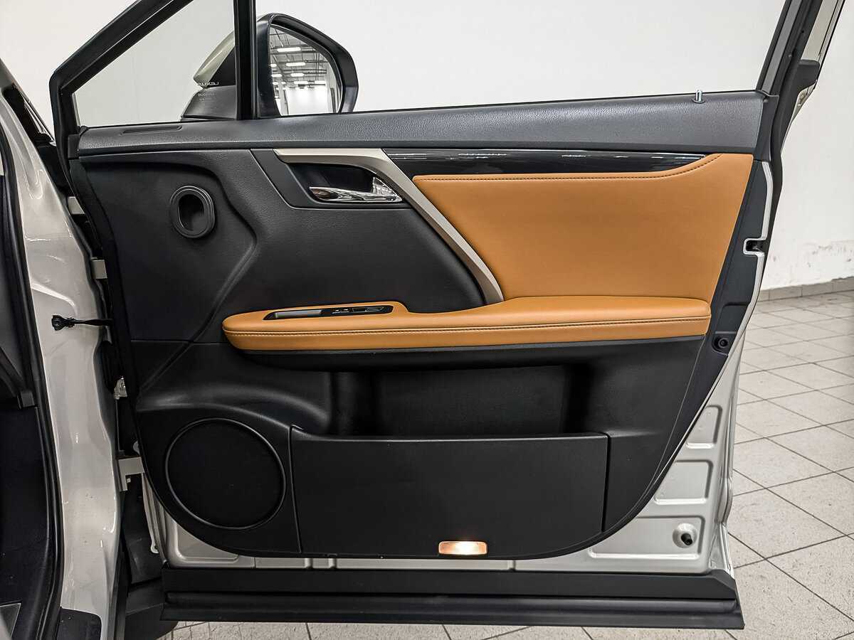 Lexus RX 300, 2019 Фото №25