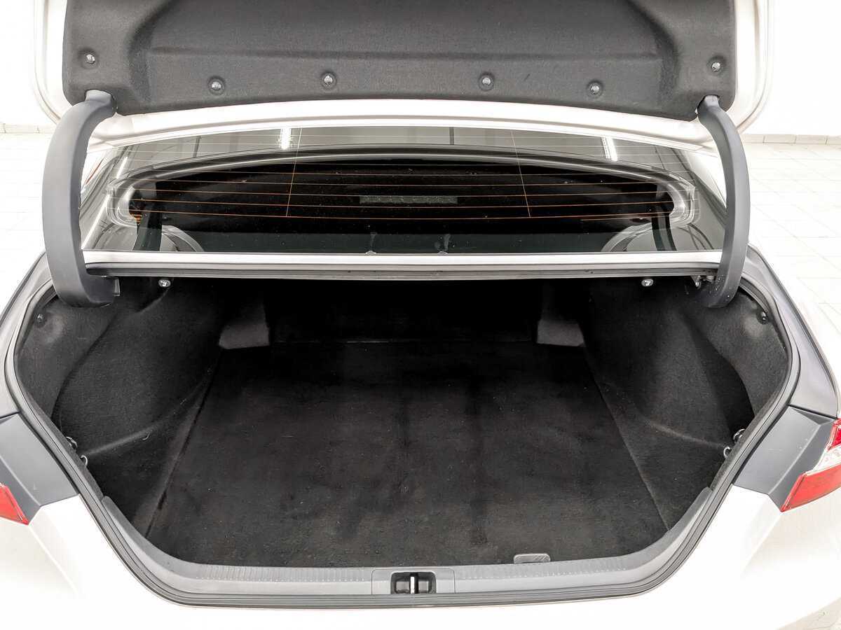 Toyota Camry, 2022 Фото №10