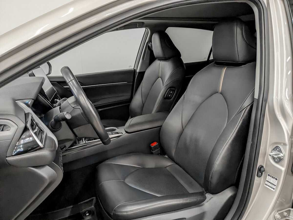 Toyota Camry, 2022 Фото №20