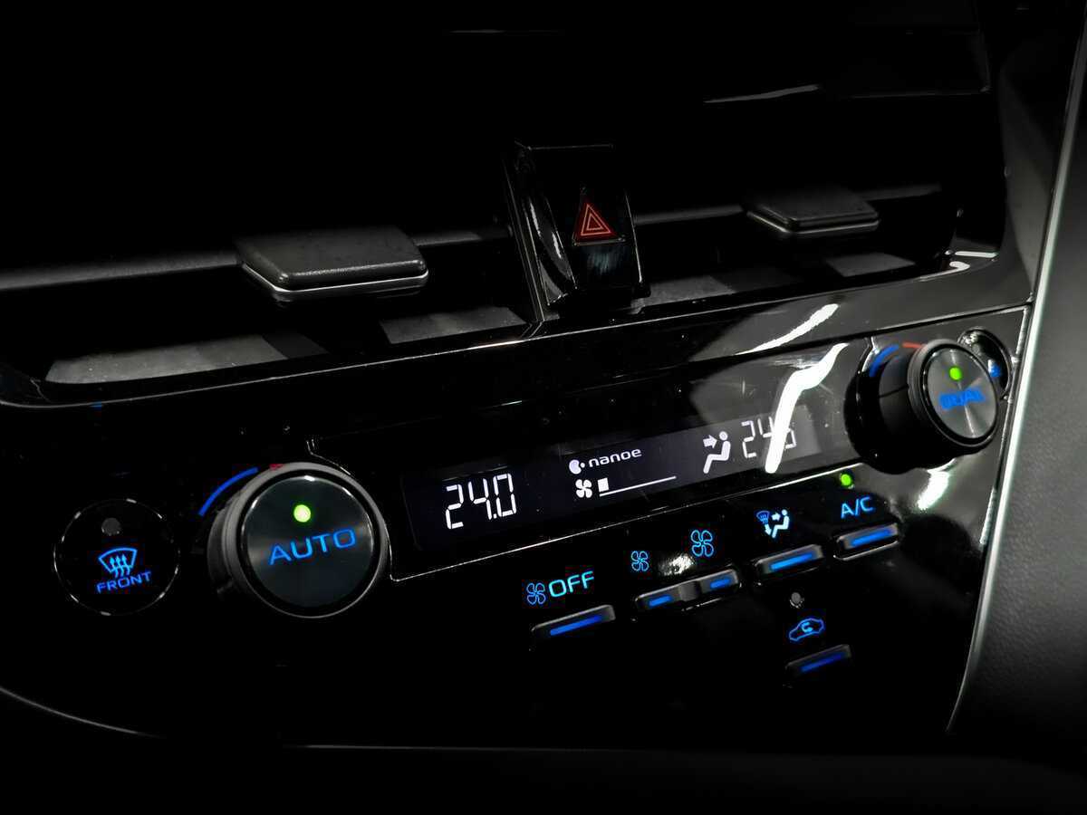 Toyota Camry, 2022 Фото №27