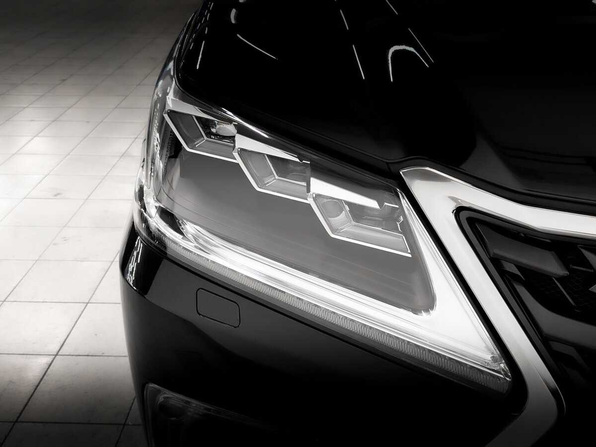 Lexus LX 570, 2021 Фото №21