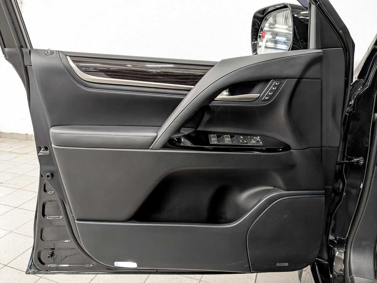 Lexus LX 570, 2021 Фото №23