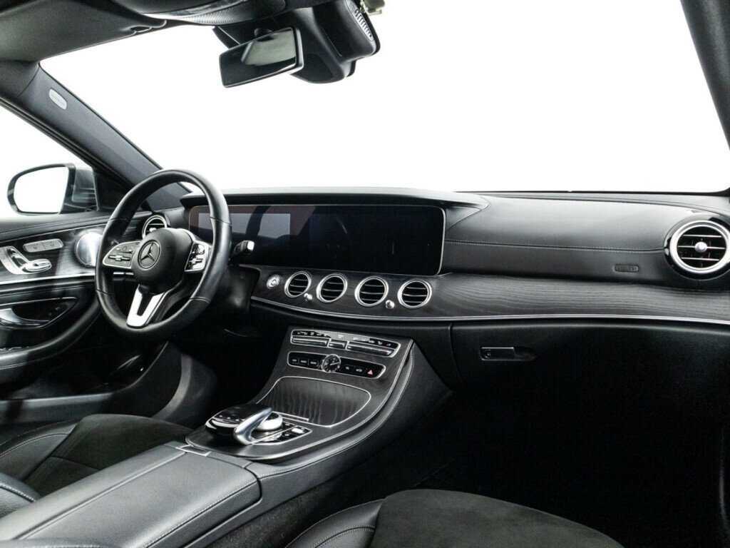 Mercedes-Benz E-Класс 400 d, 2018 Фото №9
