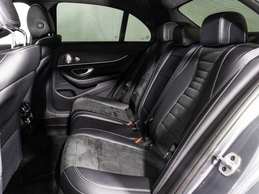 Mercedes-Benz E-Класс 400 d, 2018 Фото №10