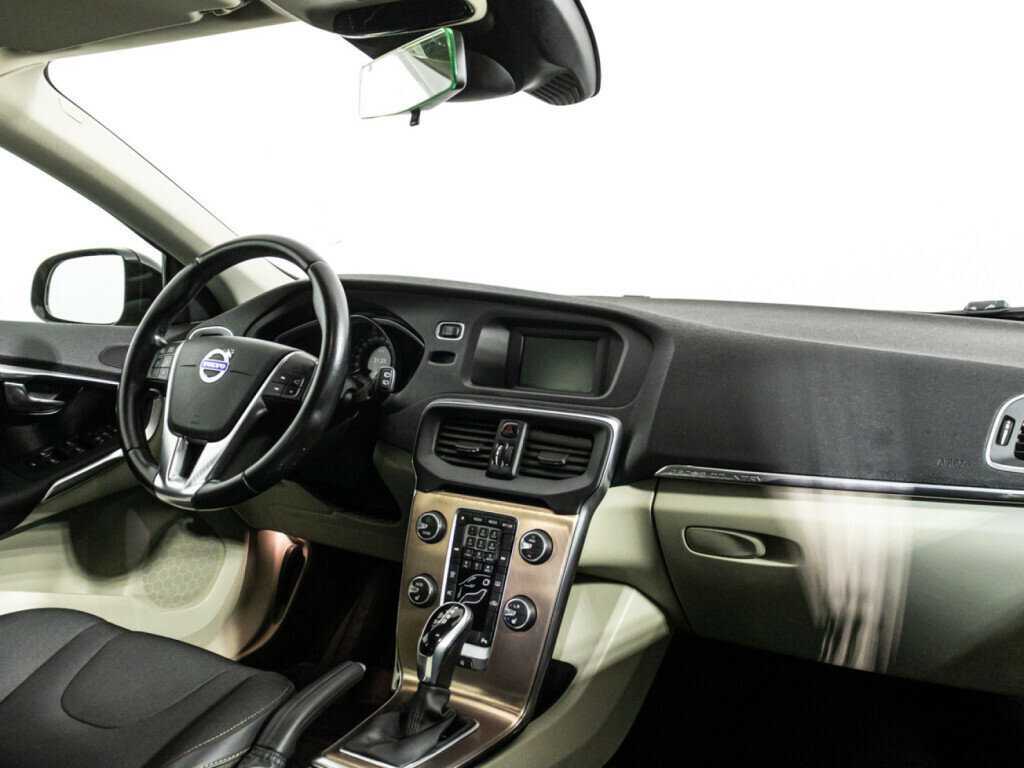 Volvo V40 Cross Country, 2014 Фото №9