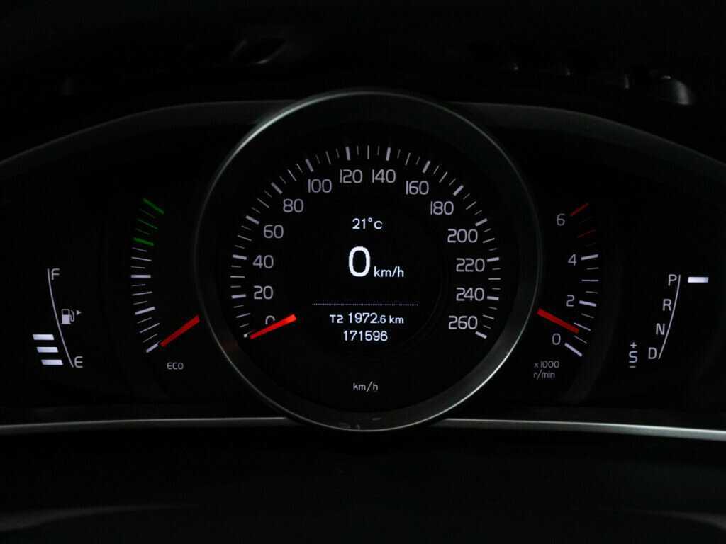 Volvo V40 Cross Country, 2014 Фото №12