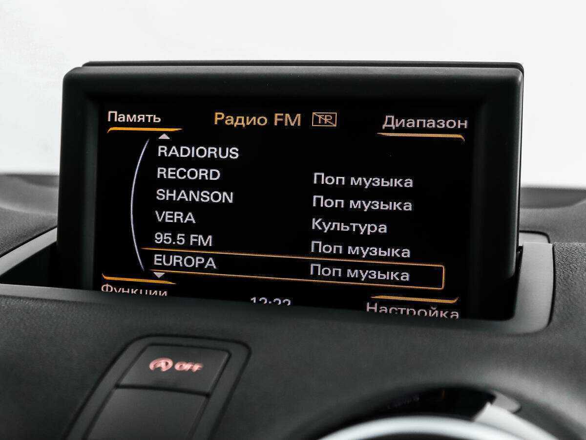 Audi A1, 2011 Фото №13