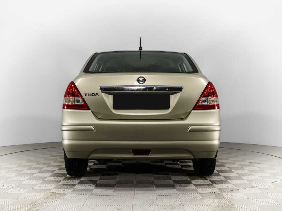 Nissan Tiida, 2011 Фото №5