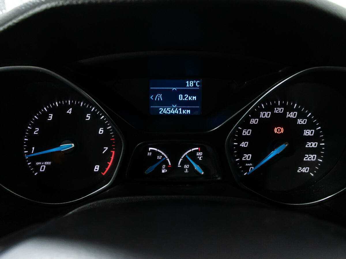 Ford Focus, 2011 Фото №11