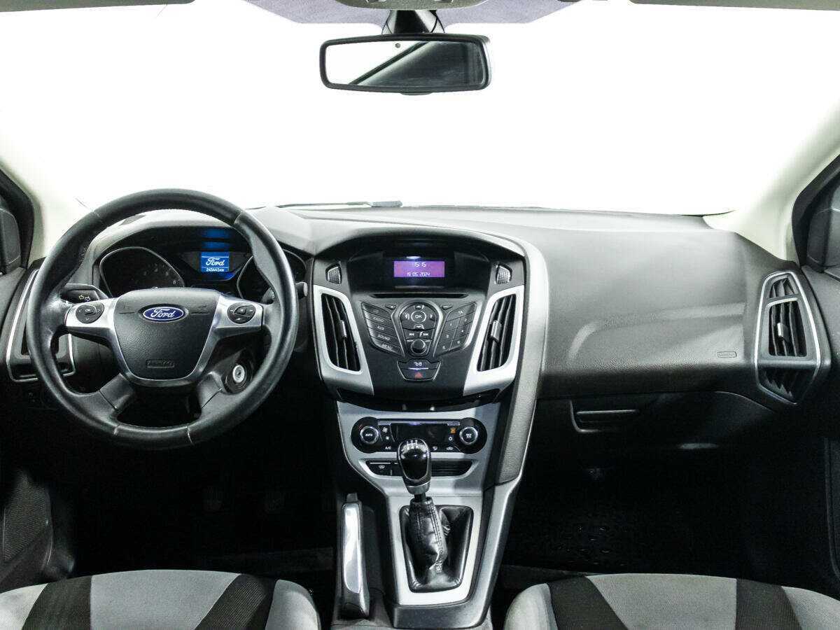 Ford Focus, 2011 Фото №12