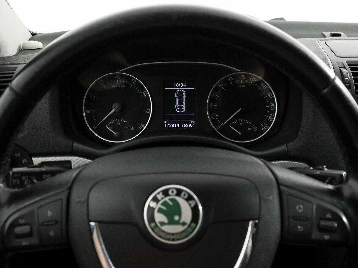 Skoda Octavia, 2011 Фото №13