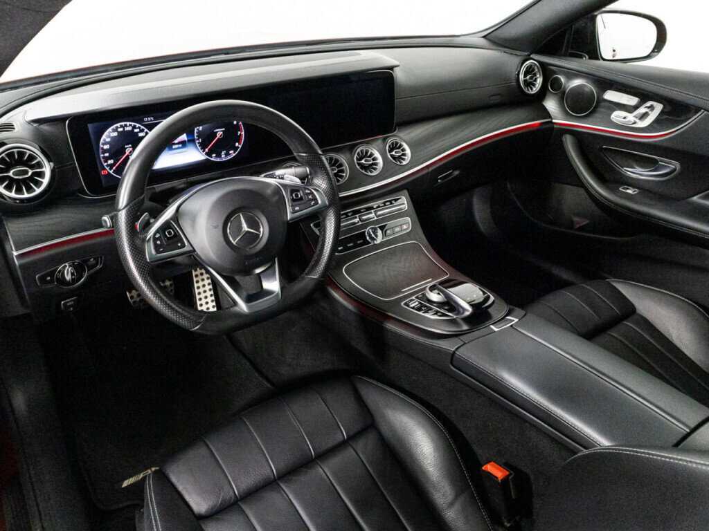 Mercedes-Benz E-Класс 200, 2017 Фото №11