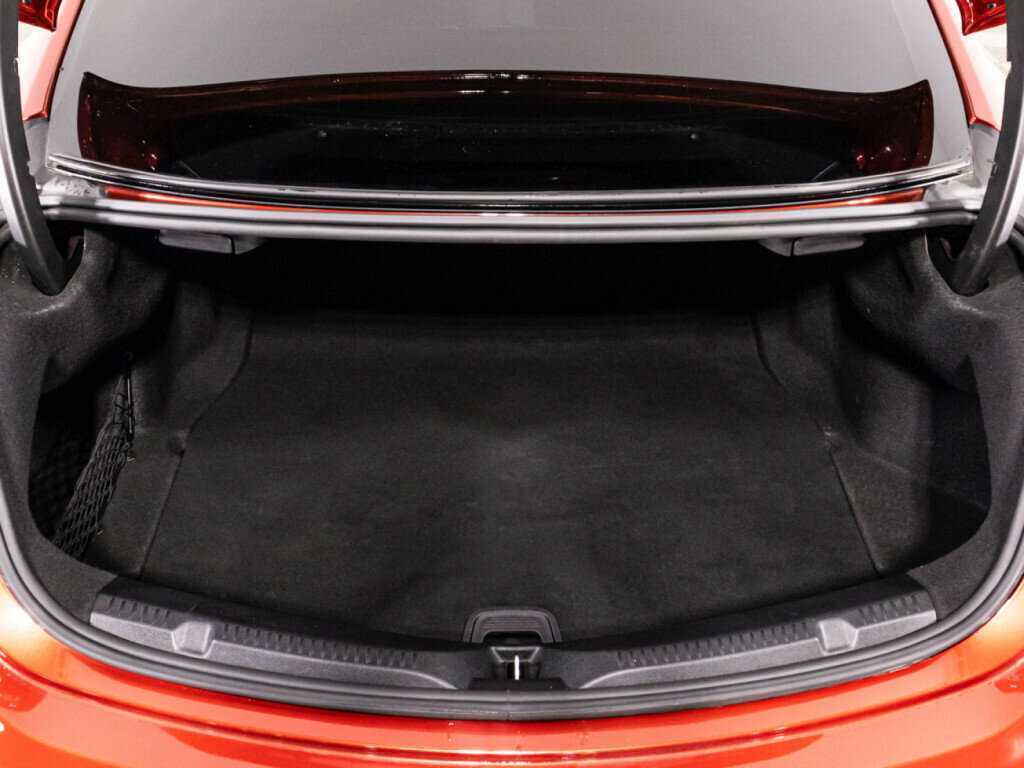 Mercedes-Benz E-Класс 200, 2017 Фото №15