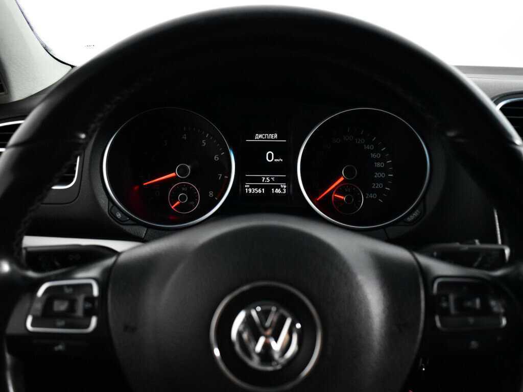 Volkswagen Golf, 2011 Фото №11