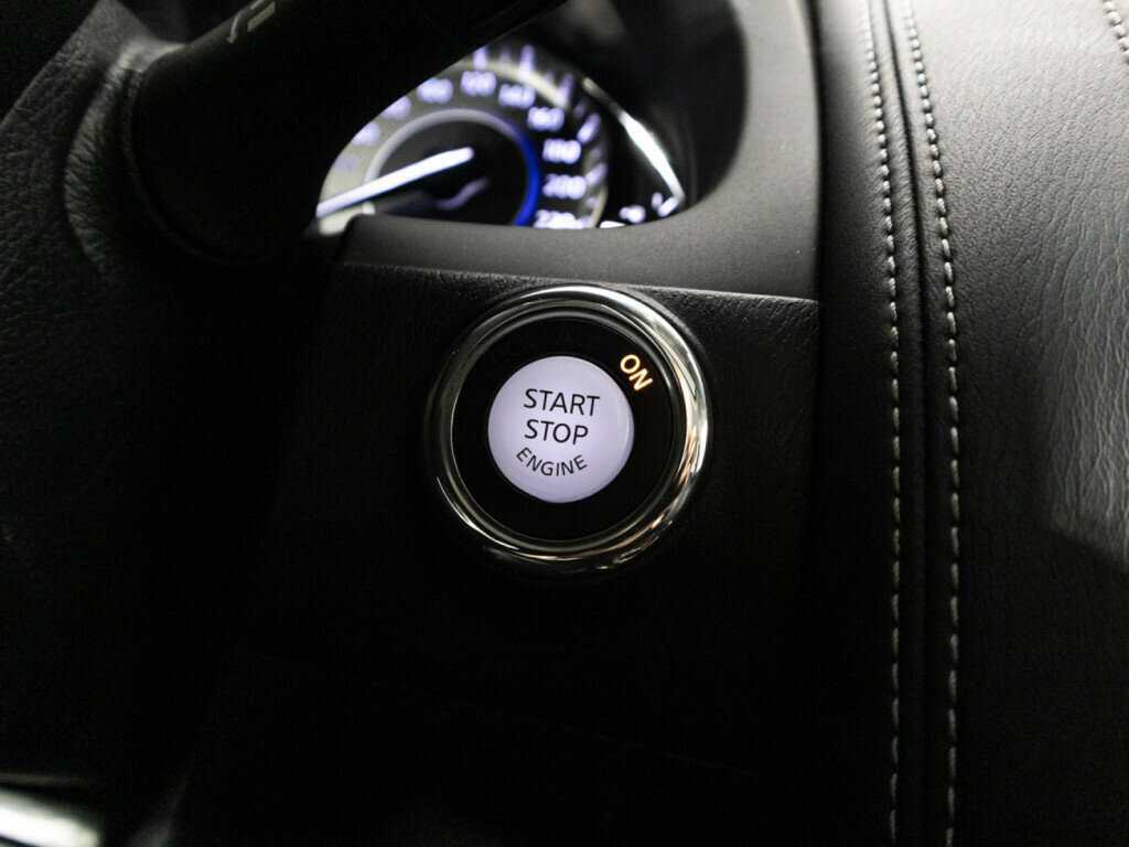 Infiniti QX80, 2017 Фото №25