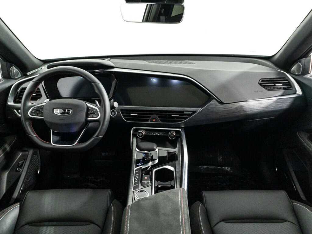 Geely Tugella, 2023 Фото №13