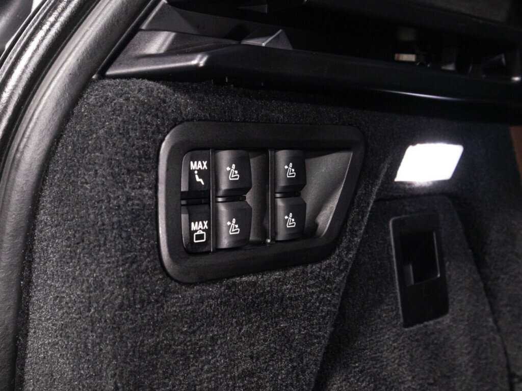 BMW X7 M50d, 2020 Фото №18