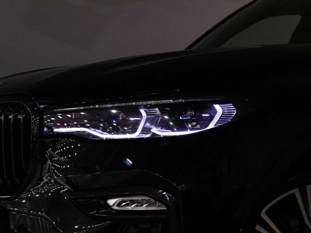 BMW X7 M50d, 2020 Фото №37