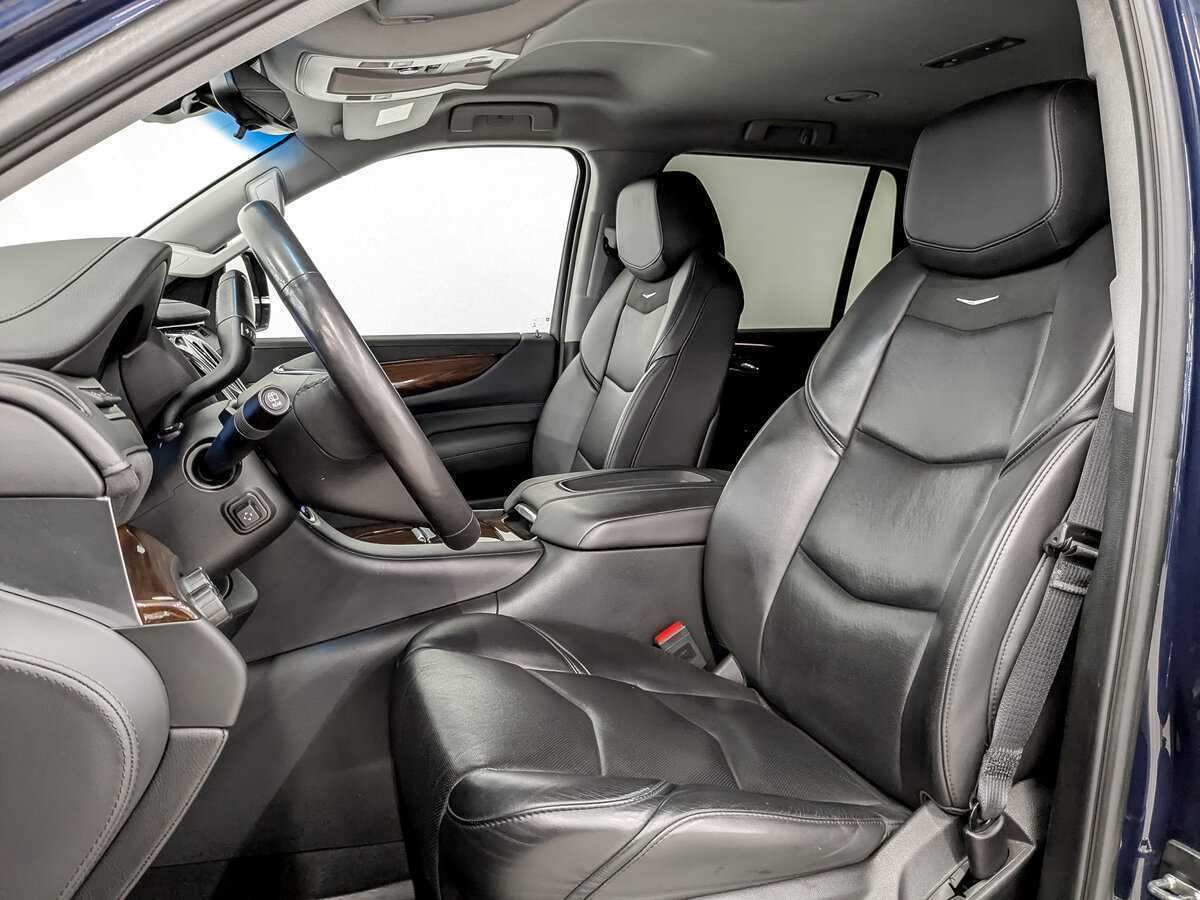 Cadillac Escalade, 2018 Фото №17