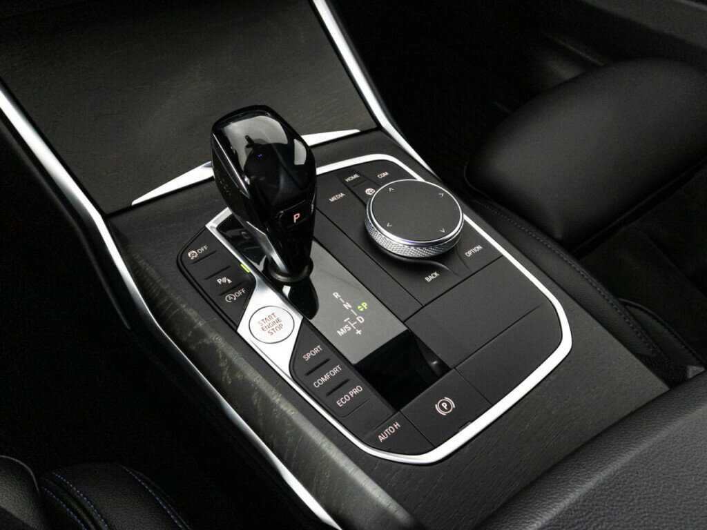 BMW 3 серии 320d, 2019 Фото №18