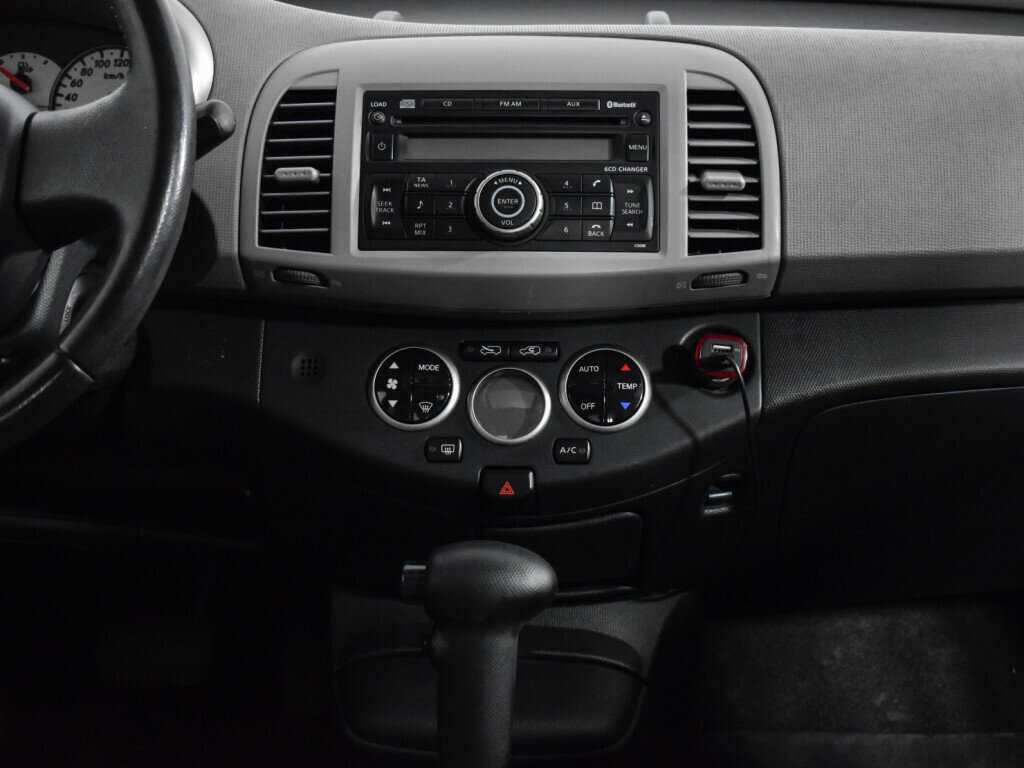 Nissan Micra, 2008 Фото №14