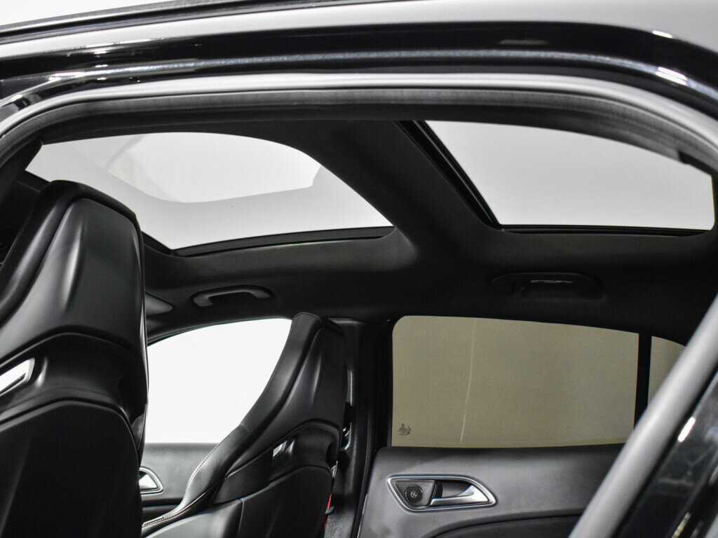 Mercedes-Benz GLA AMG 45 AMG, 2015 Фото №21