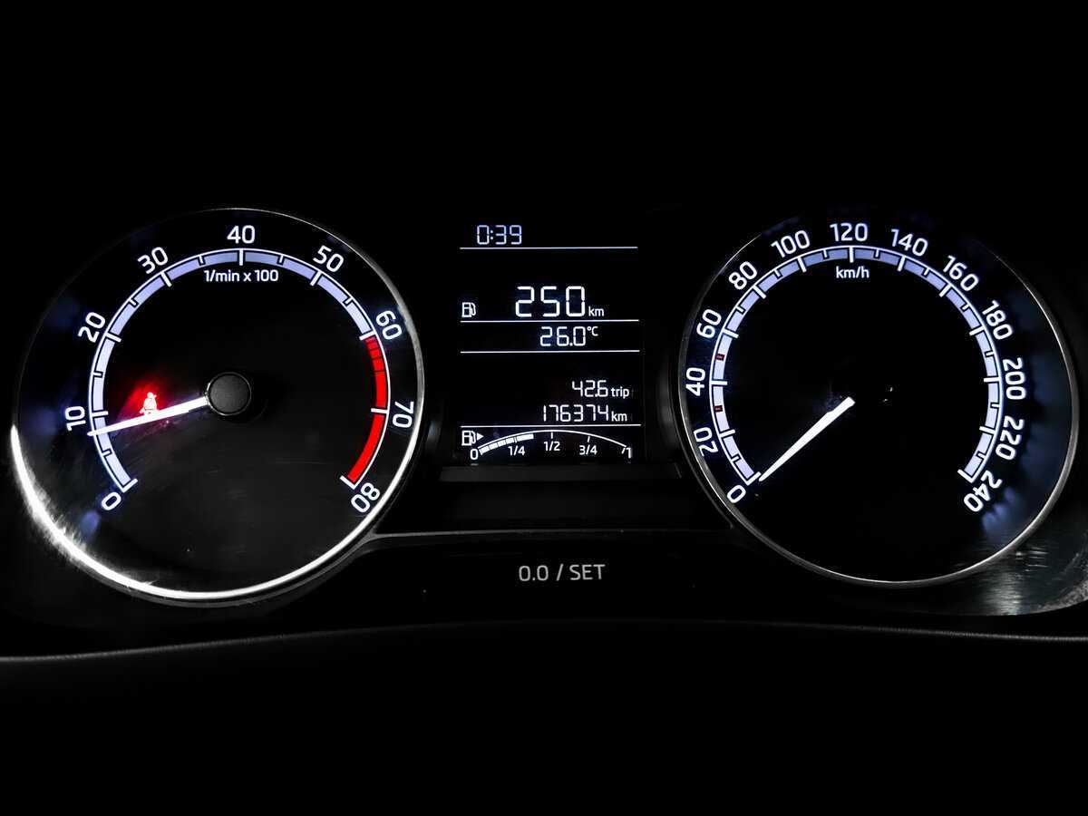 Skoda Rapid, 2017 Фото №13