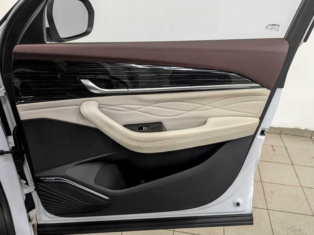 Geely Monjaro, 2023 Фото №25